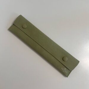 VAN CLEEF & ARPELS Travel Pouches